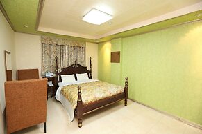 Jumunjin Hotel