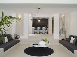 Nimbus Mykonos