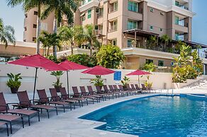 Grand Venetian Condominium
