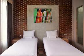 Mojosurf Camp Canggu - Hostel