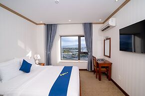 Navy Hotel Cam Ranh