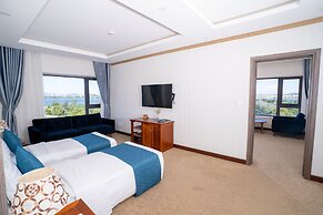 Navy Hotel Cam Ranh