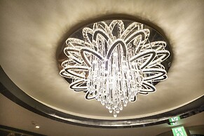 The Grandeur Hotel