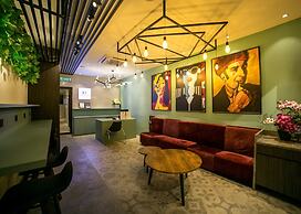 Eureka Hotel