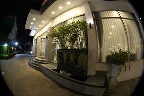 K.S. Pavilion Hotel