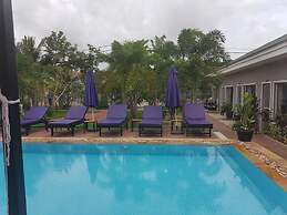 White Lotus Resort