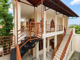 Satya Graha Hotel