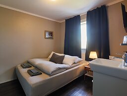 Karuna Guesthouse