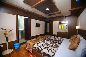 My Trip Houseboat