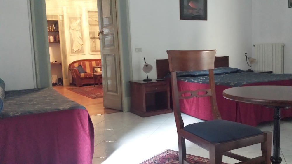 Miseria e Nobiltà