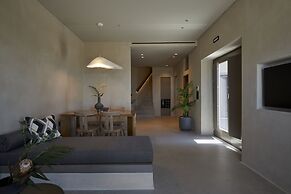 Halcyon Days Suites