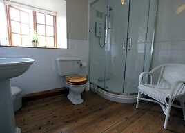 Larkrise Cottage