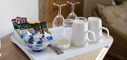 Larkrise Cottage