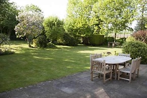 Larkrise Cottage