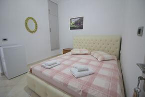 Andy Apartments
