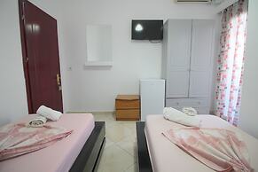 Andy Apartments