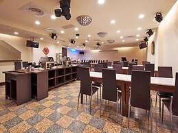 Hua Don Hotel
