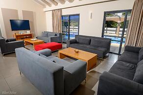 Lev HaHoresh Suites