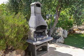 Lev HaHoresh Suites