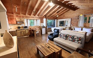 Lev HaHoresh Suites