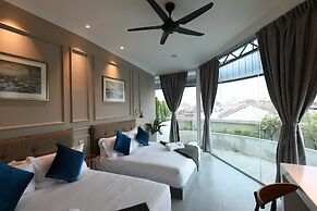 Reunion Residence