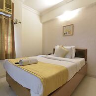 Hotel Airport Plaza