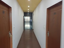 Airport Sky Inn