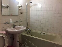King Lo Tung Hotel