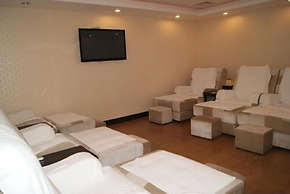 Royal Prince Hotel