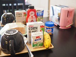 Hybrit Hostel & Cafe