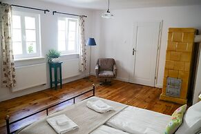 Cocorico Apartments