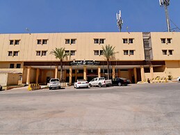 Capital O 419 Al Safeer Hotel