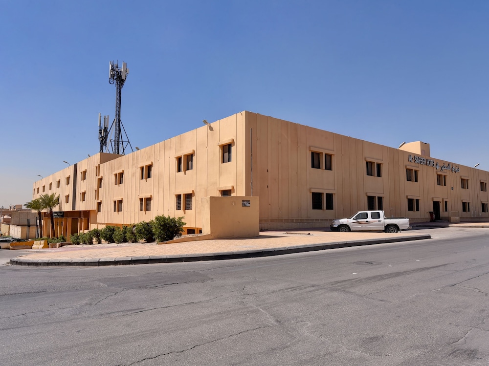 Capital O 419 Al Safeer Hotel