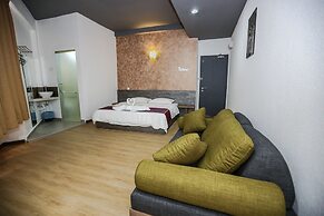 New Dawn Hotel