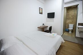 New Dawn Hotel