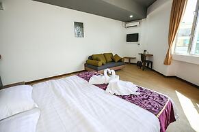 New Dawn Hotel