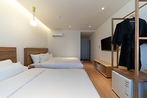 Chuncheon Hey Hotel