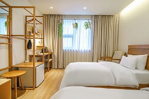 Chuncheon Hey Hotel