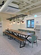 The Cube Hotel - Hostel