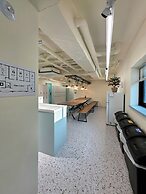 The Cube Hotel - Hostel
