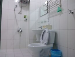 Caitlyn Hostel II