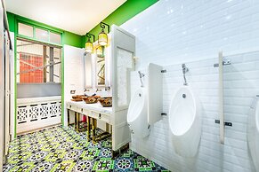 Ama Hostel Bangkok