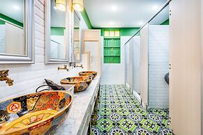 Ama Hostel Bangkok