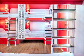 Ama Hostel Bangkok