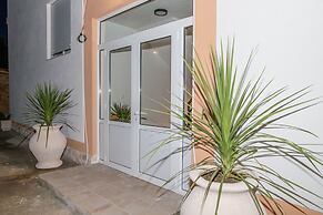 Apartments Tina