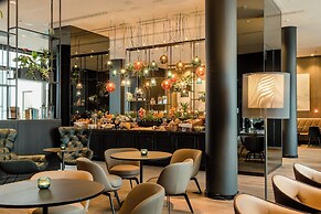 Motel One Köln-Neumarkt