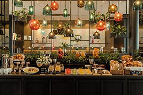 Motel One Köln-Neumarkt