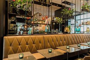 Motel One Köln-Neumarkt