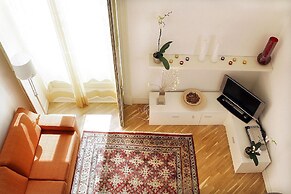 Ognina Residence