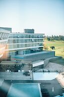 Hilton Pilar
